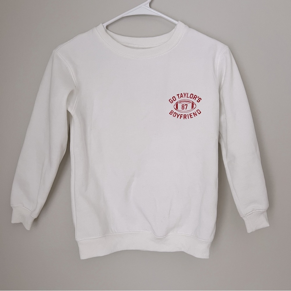 Taylor Swift Karma is the Guy on the Chiefs Crewneck Sweatshirt - Picture 2 of 6